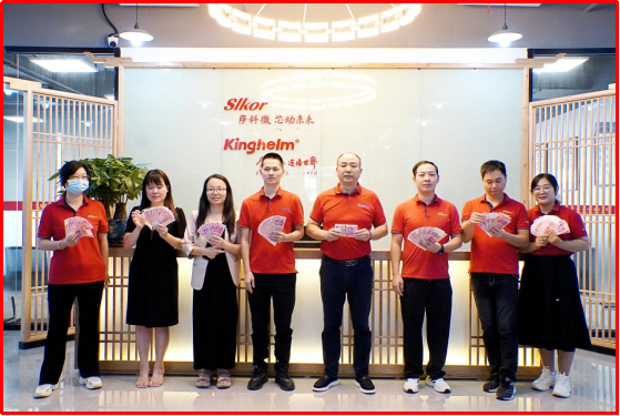 2e5ff00e-d4eb-4930-b424-a90c30265ec0